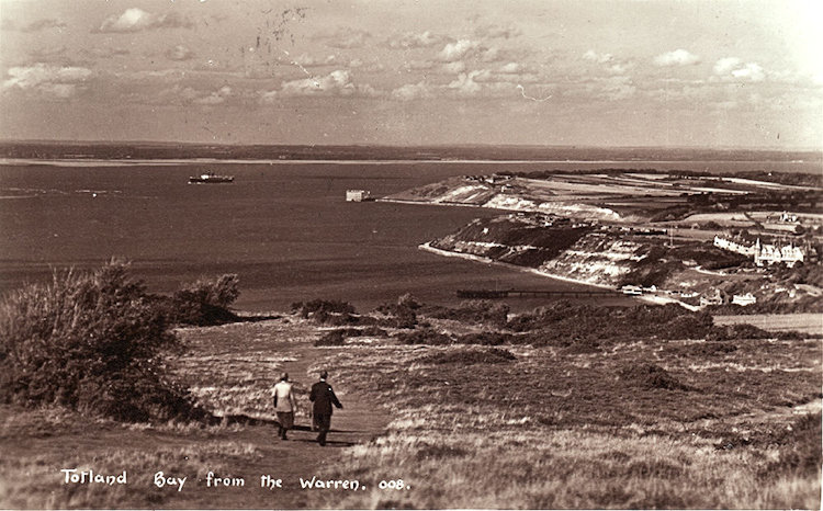 Totland and Colwell Bays
